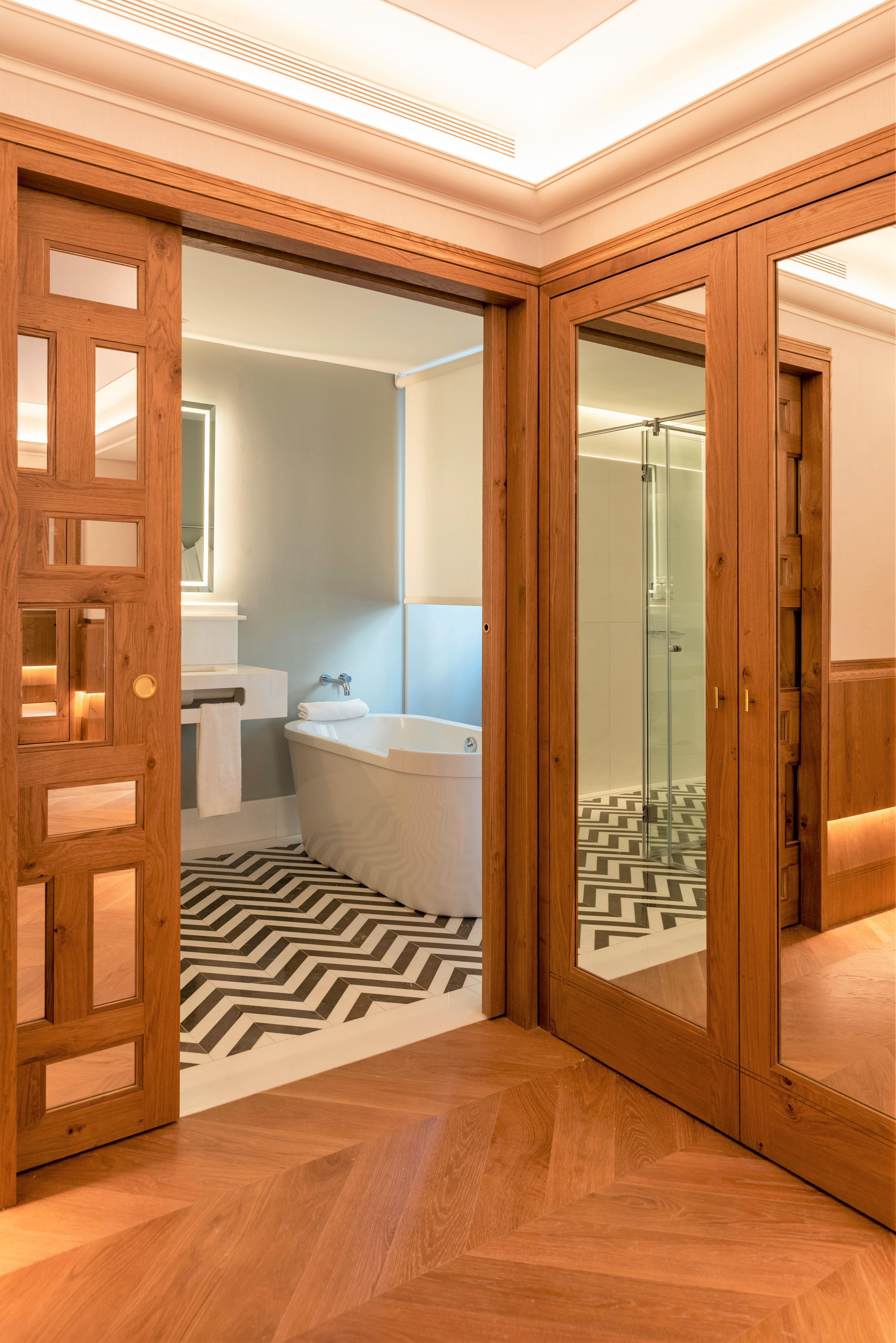 Hotel Palacio Solecio, A Small Luxury Of The World Màlaga